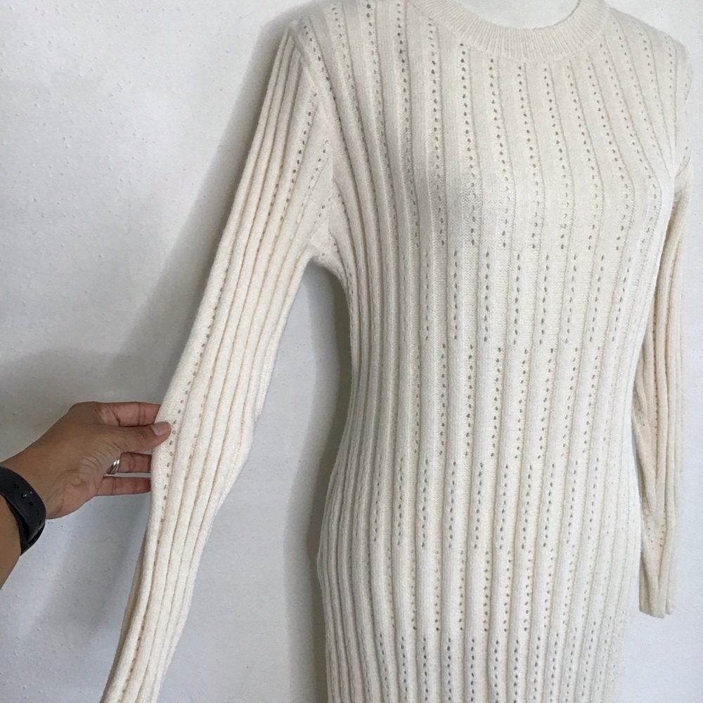NWT- Petal & Pup Women Elegant Warm Ivory Ribbed Knit Crochet Sweater Dress L - Picture 4 of 12